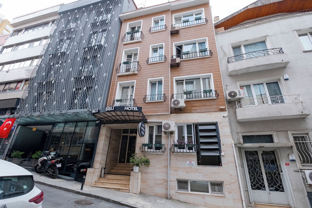 Sisli MLS Hotel 4/54