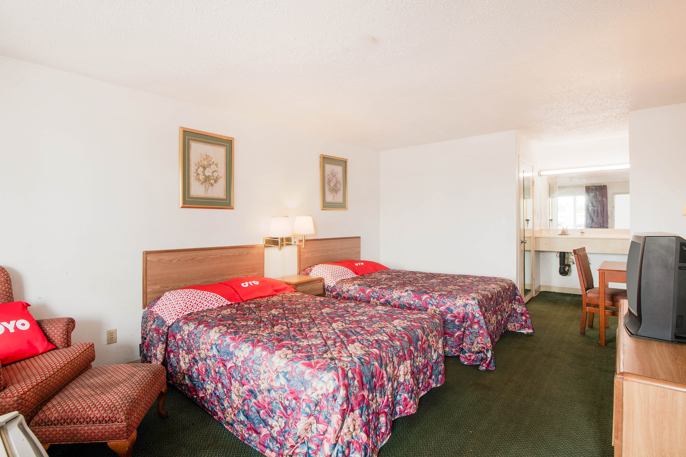 The Grand Inn 20/48