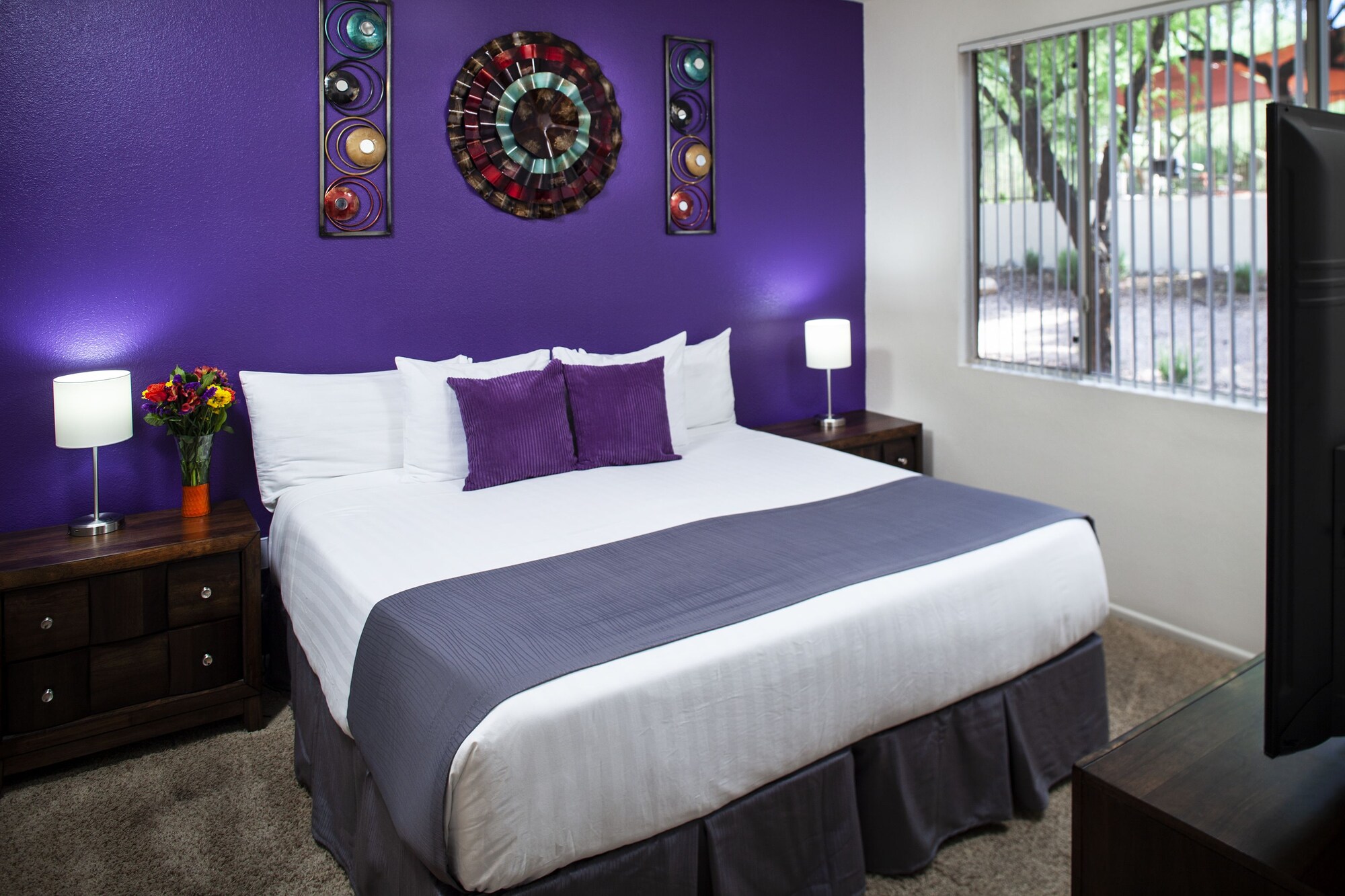 2 BEDROOMS, CONDO, DELUXE, 2 BATHROOMS