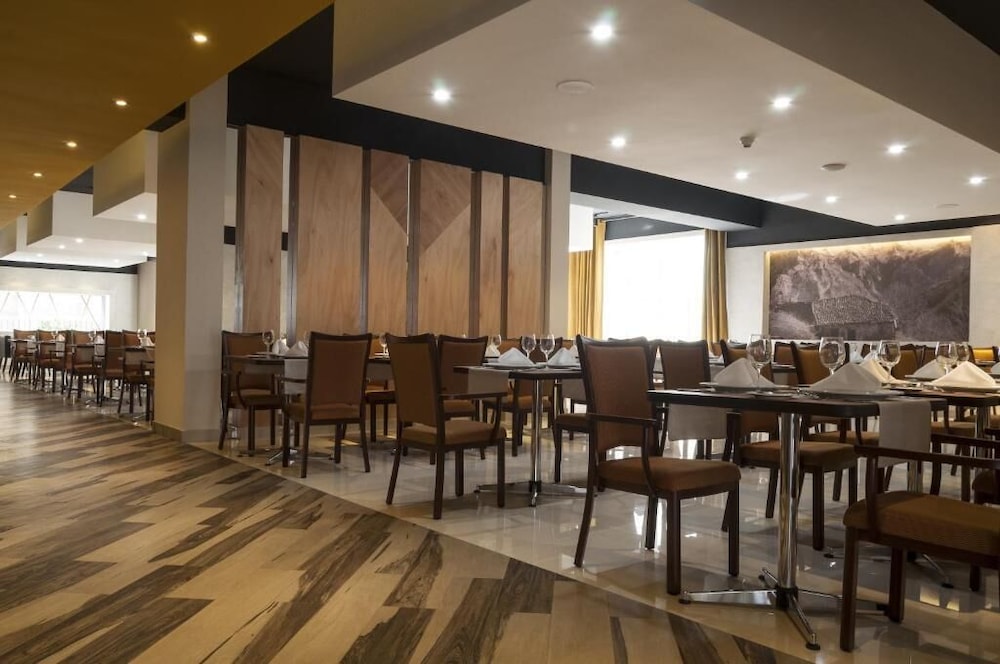 HOTEL DIEGO DE ALMAGRO PROVIDENCIA 50/64