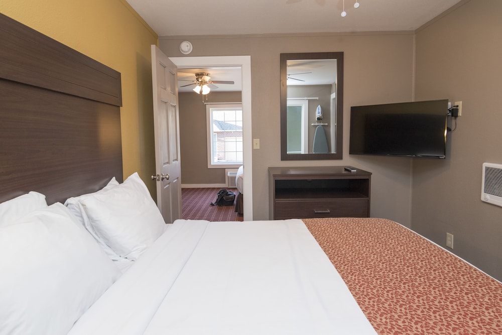 SUITE, 2 QUEEN BEDS
