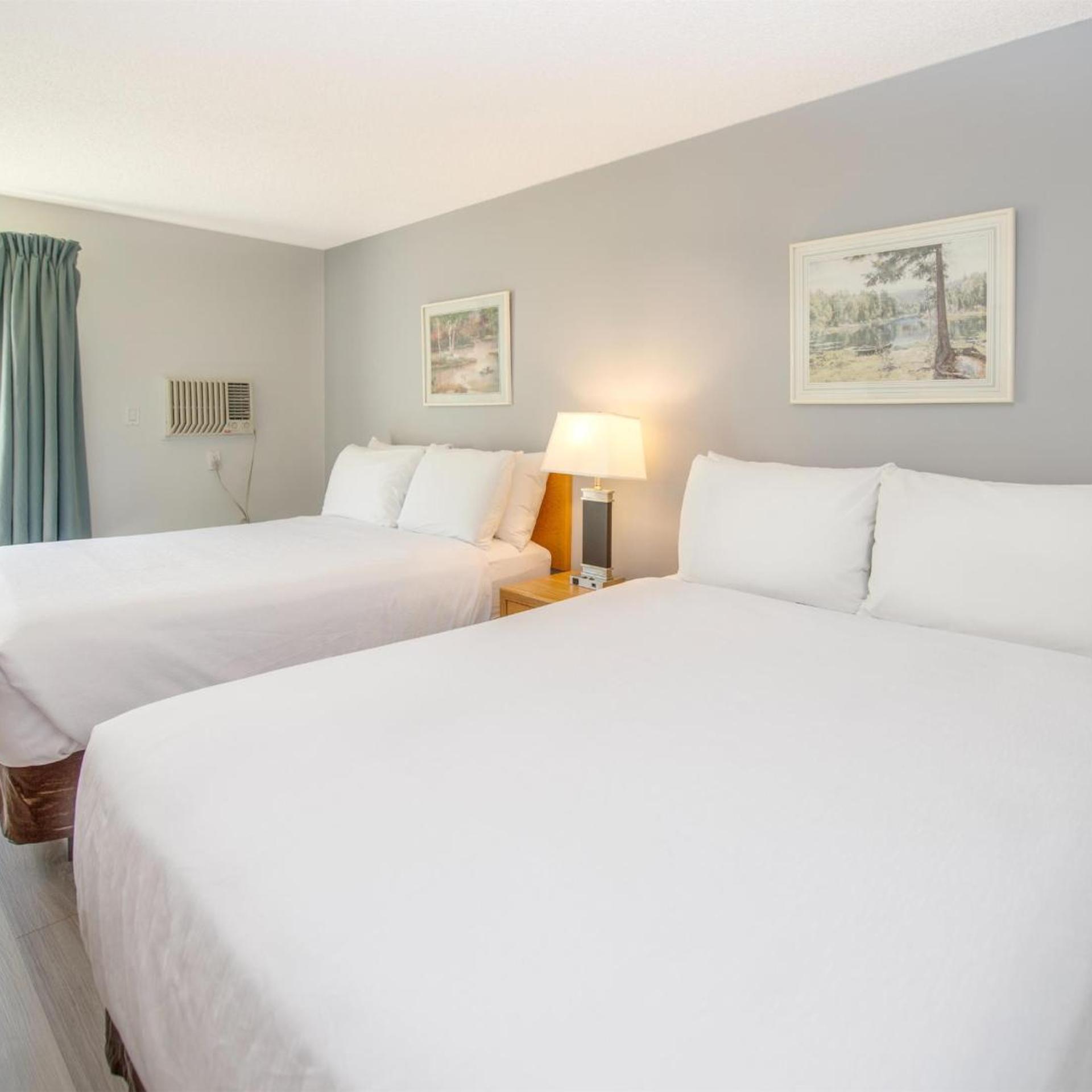 Coast, 2 Queen Beds, Pet Friendly