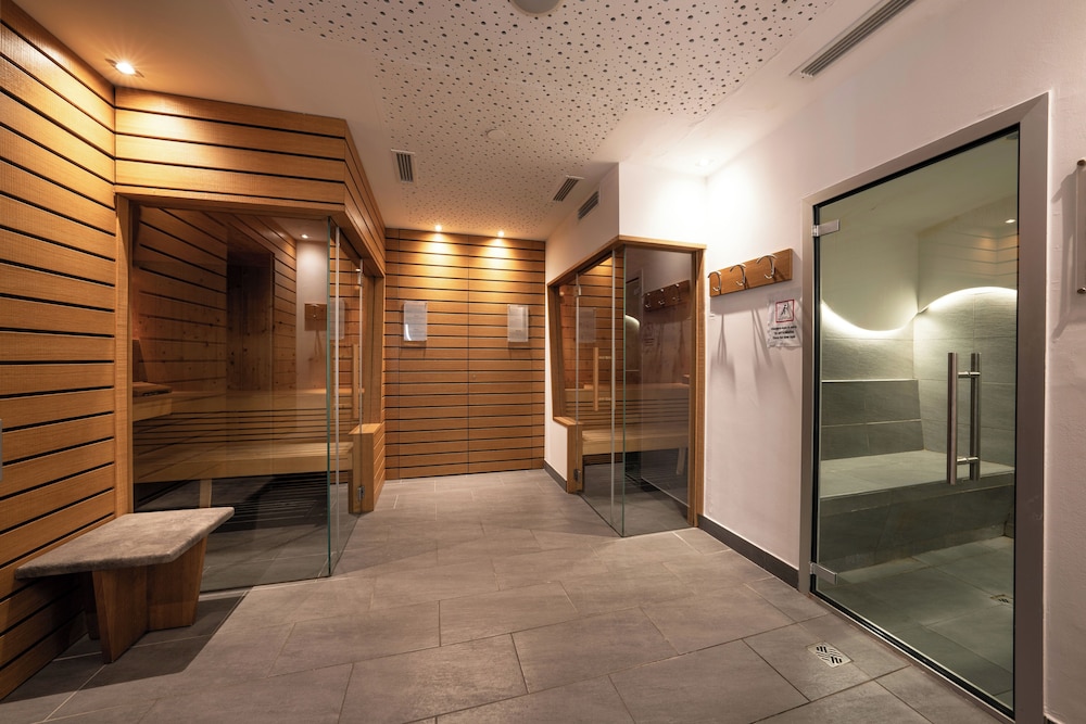 ALPINE CITY WELLNESS HOTEL DOMINIK 26/58