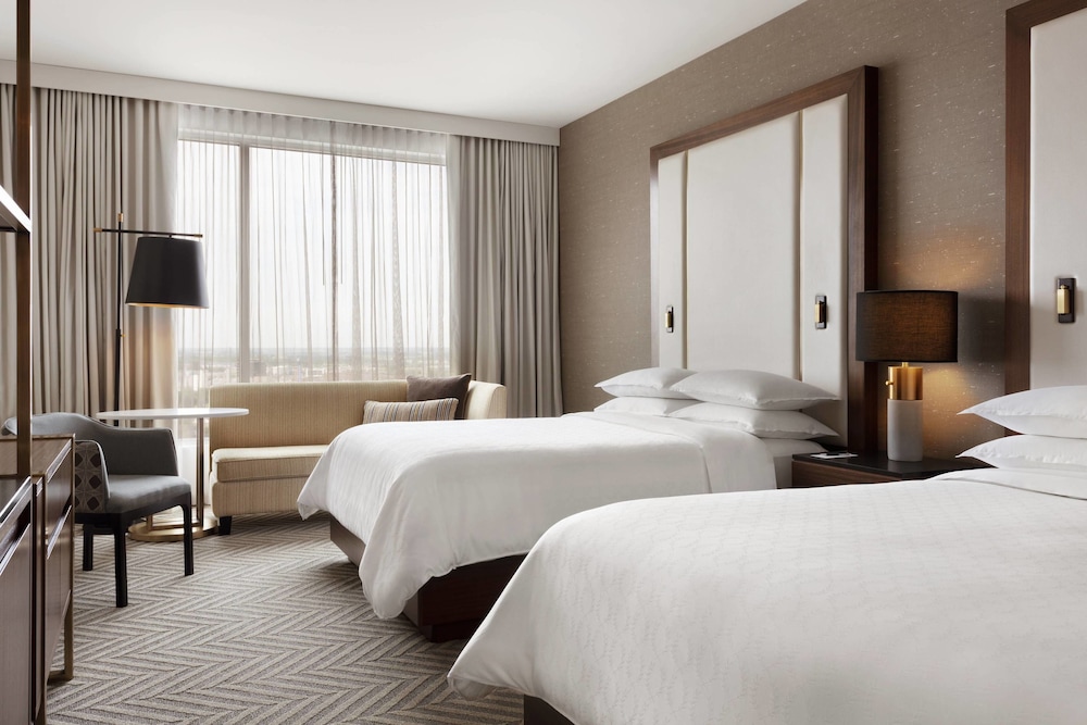 Sheraton Saint-Hyacinthe Hotel 11/47