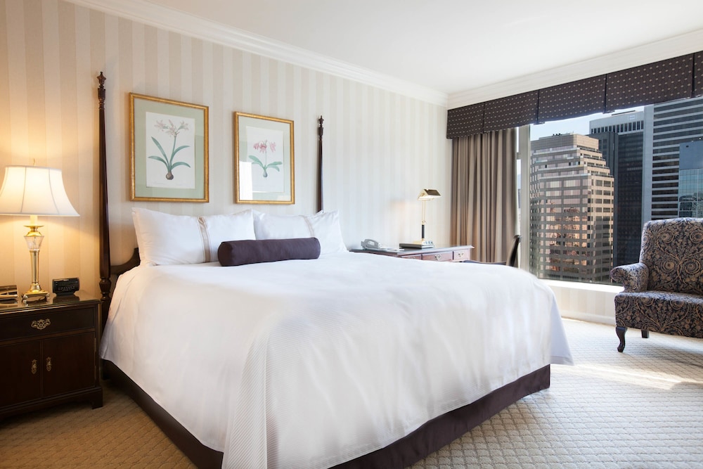 Sutton Place Hotel 22/55