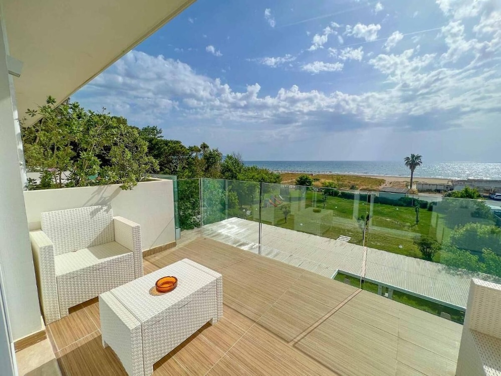 Hotel Artemide Mare 17/40