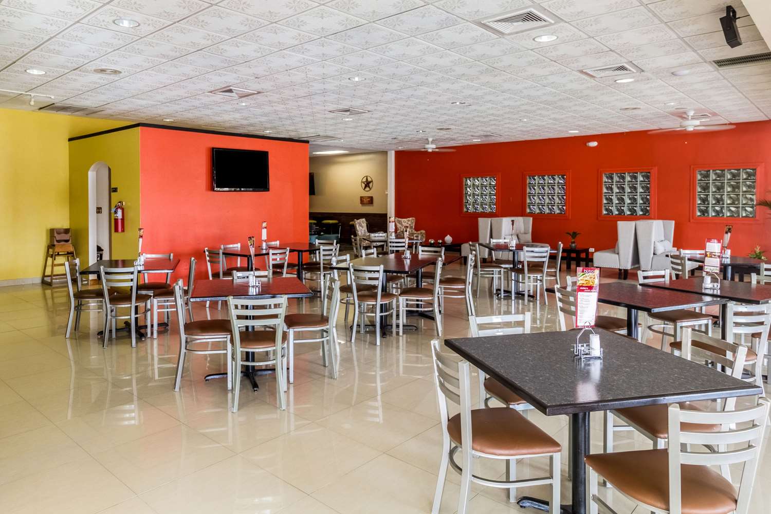 Clarion Inn Near McAllen Airport 33/44