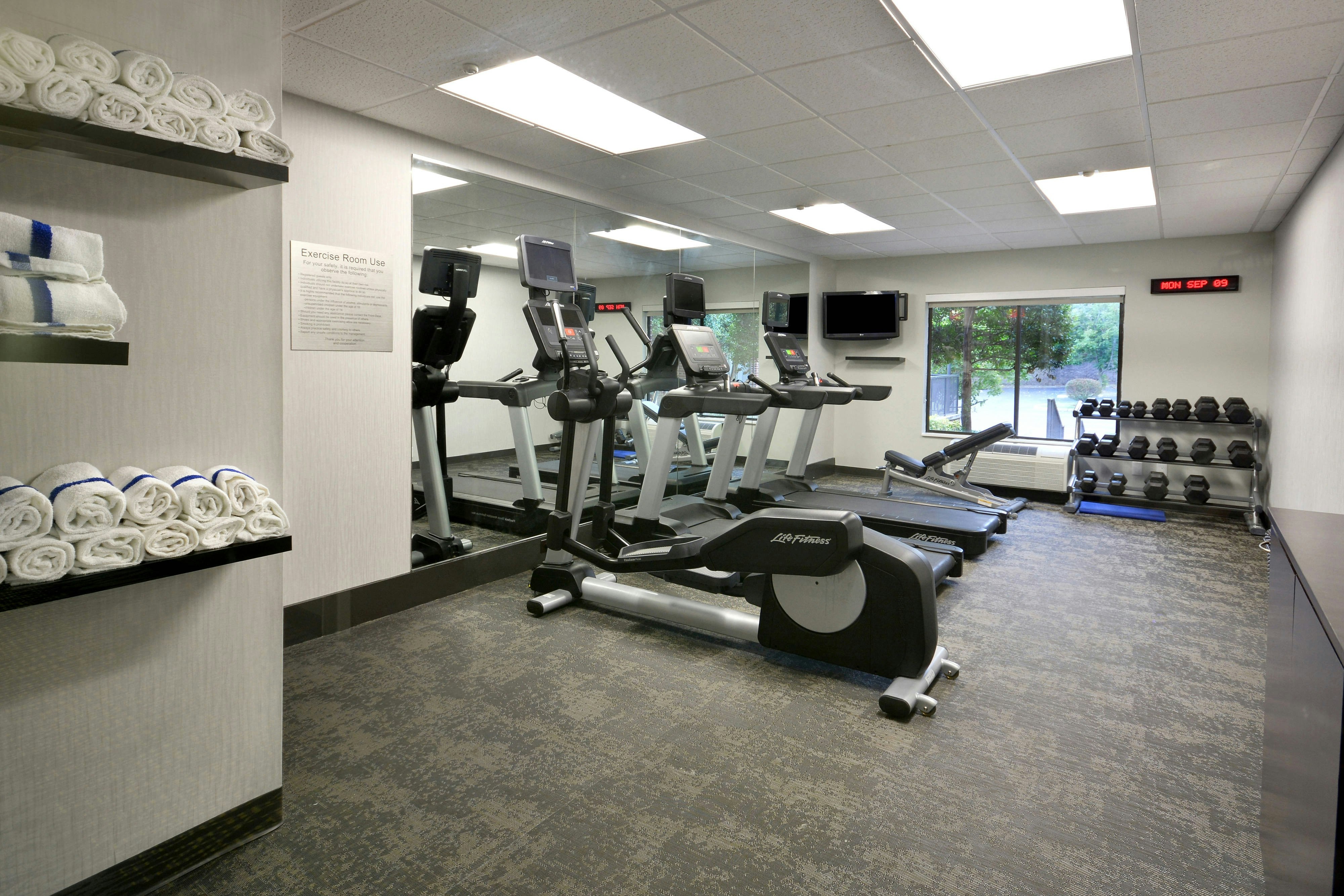 Fairfield Inn Suites By Marriott Charlottesville North 5/12