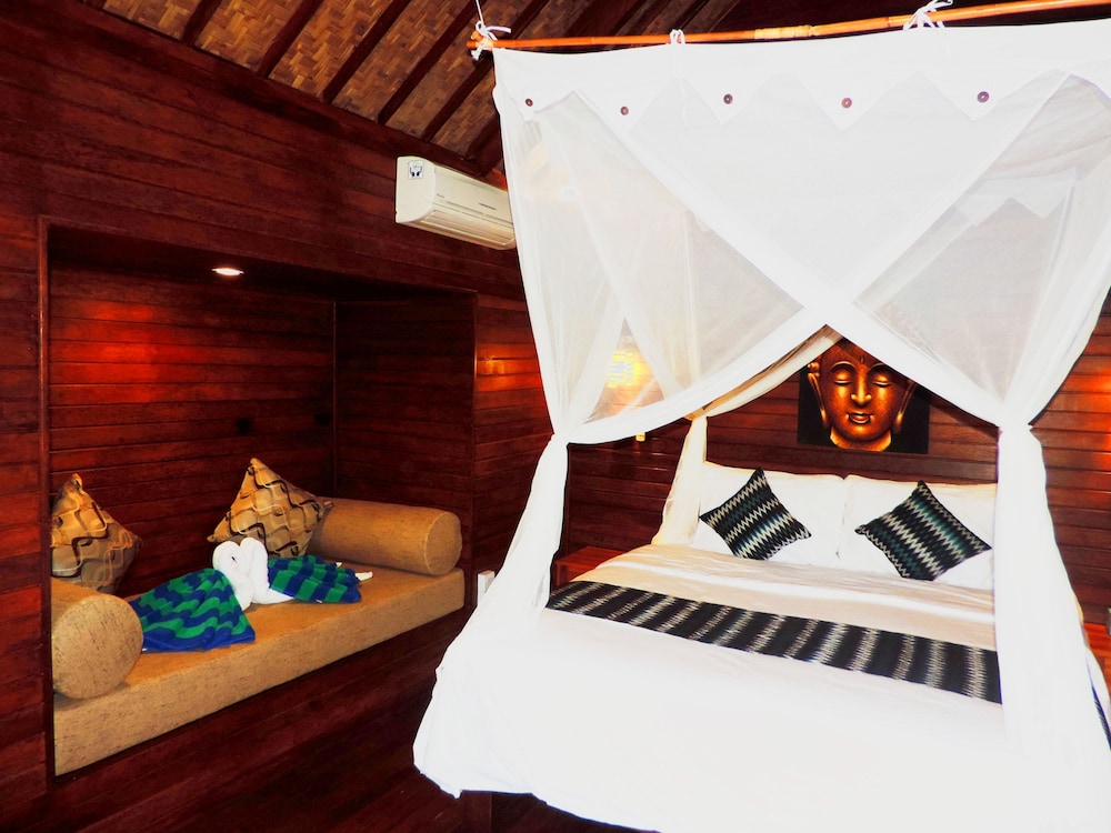 Sunset Coin Lembongan Cottage and Spa 16/50
