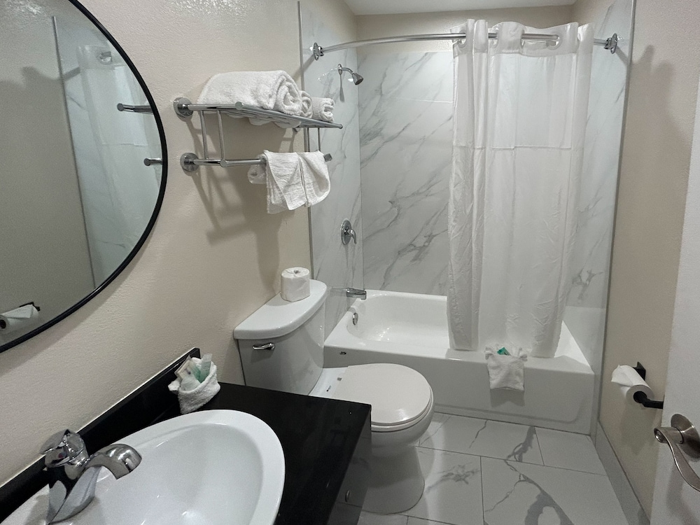 Studio6 Suites Cameron Park, CA - Folsom 40/40