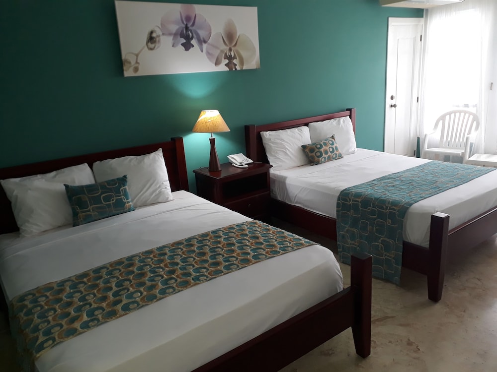 Terra Linda Resort 11/50