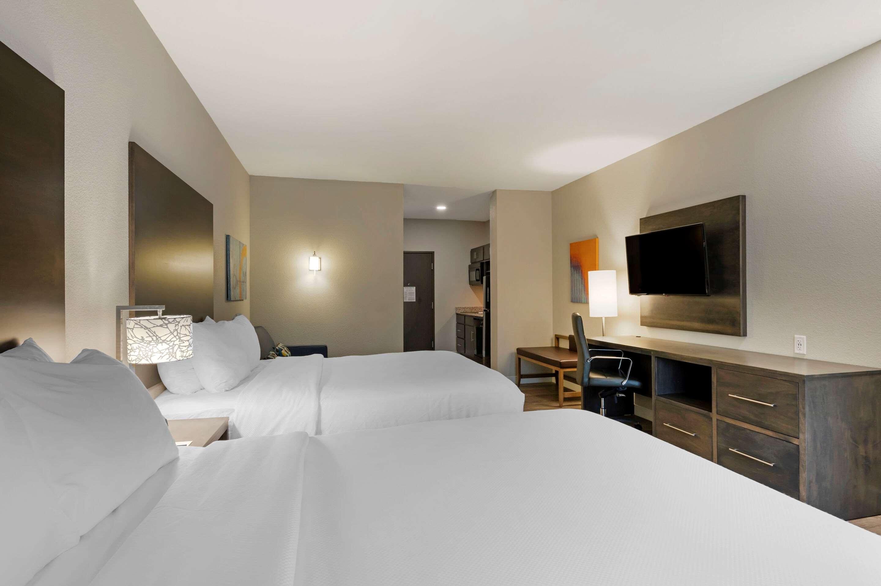 ROOM, 2 QUEEN BEDS