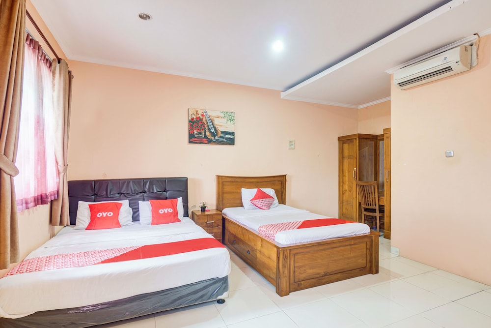 Hotel O Tebet Near Tebet Station Formerly Sabda Guest House 11/31