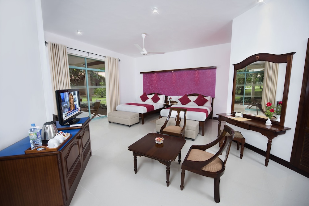 Mandara Rosen Hotel 53/64