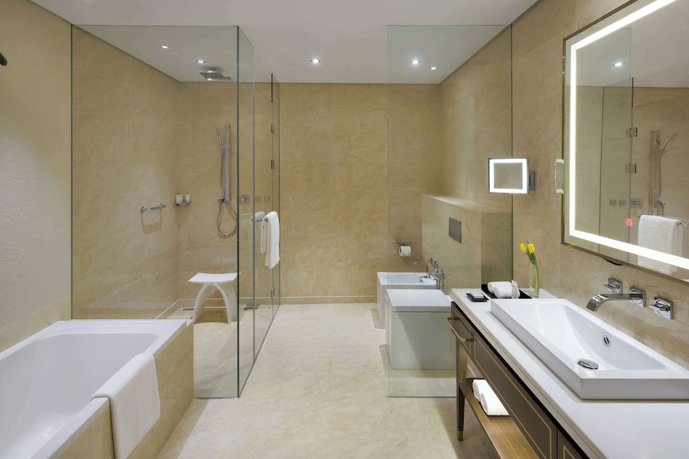 جراند حياة الخبر(Grand Hyatt Alkhobar Hotel and Residences) 46/50