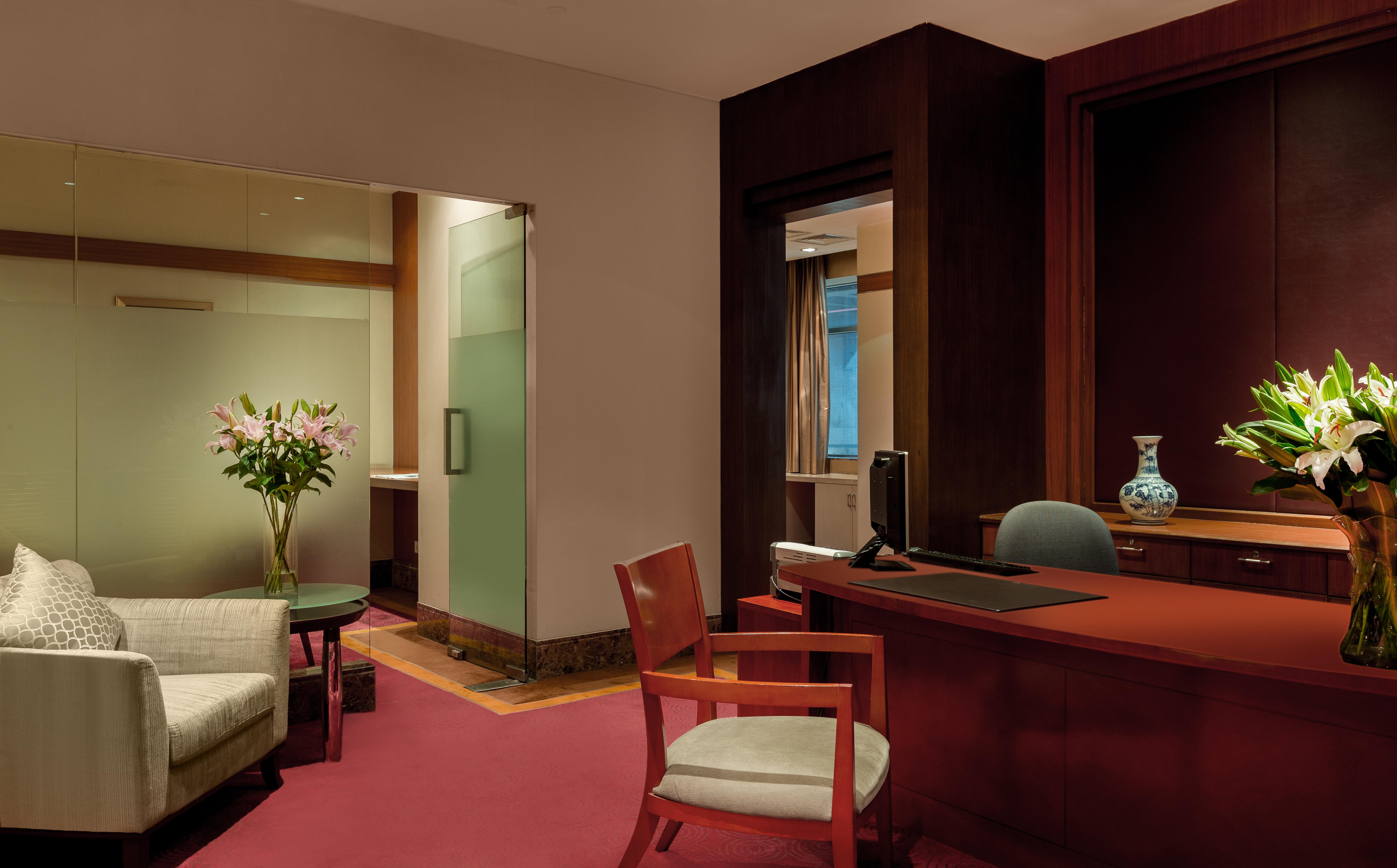 Dekin Hotel Chongqing Jiefangbei 23/38