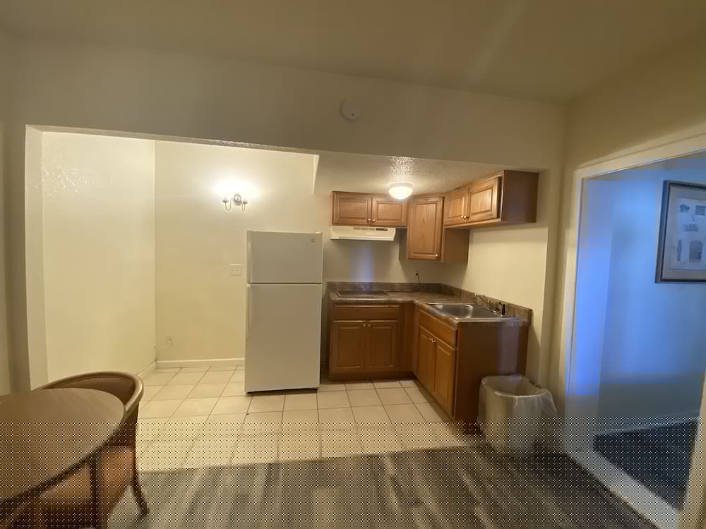 Travelers Place Inn & Suites 41/73