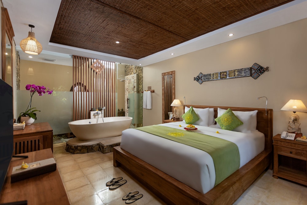 FAMILY SUITE, GARDEN VIEW