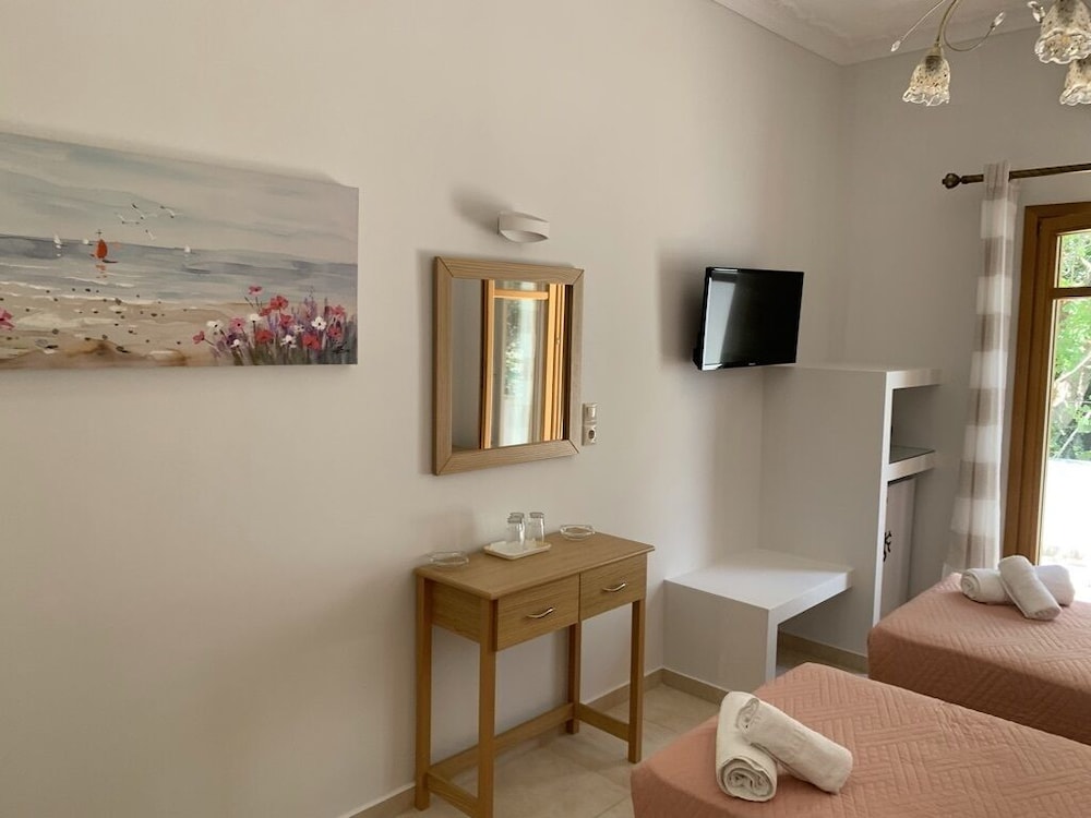 Minoa Hotel 27/50