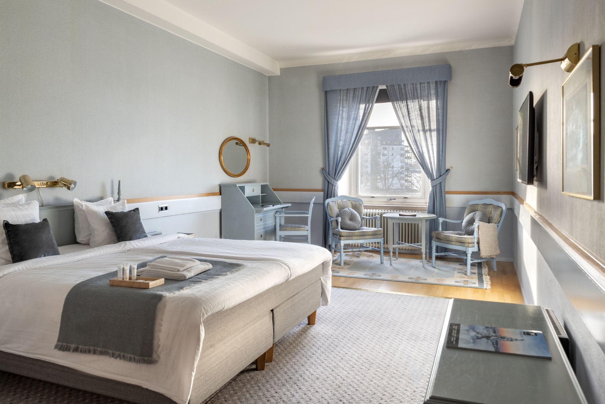 غرفة سوبيريور بسرير كينج بإطلالة على البحر، First Hotel Statt Ornskoldsvik 2/7