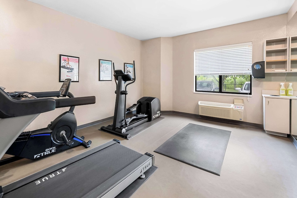 Sleep Inn and Suites Kingsport TriCities Airport 23/50