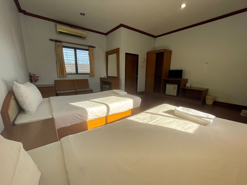 Sadudee Mansion 24/50