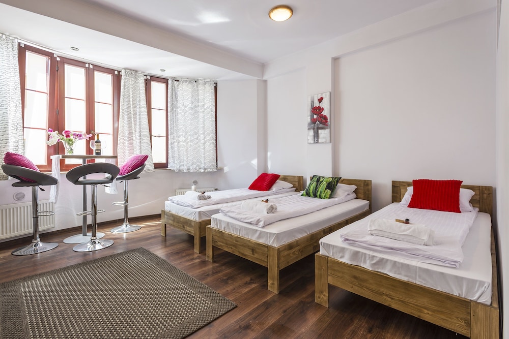 Galeria Italiana Apartments 18/50