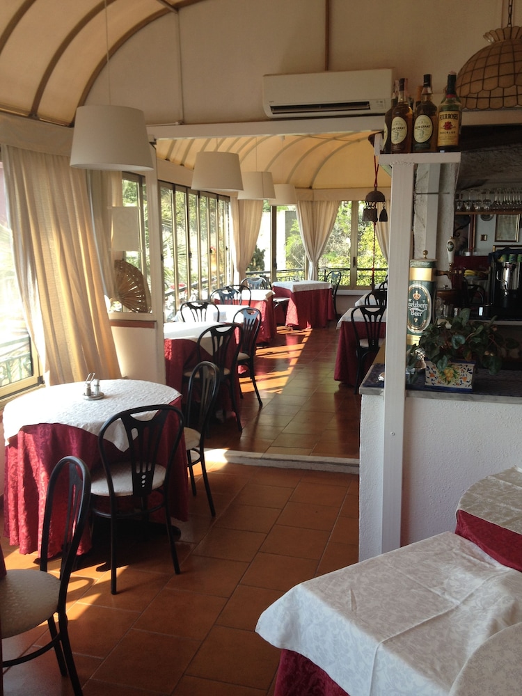 Villa Greta 32/48