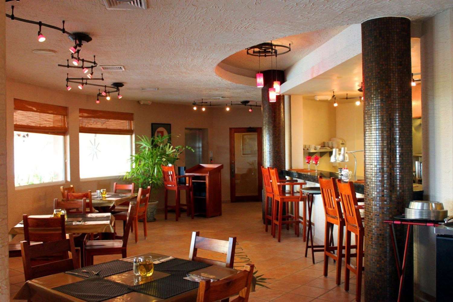 Clarion Suites Roatan at Pineapple Villas 28/46