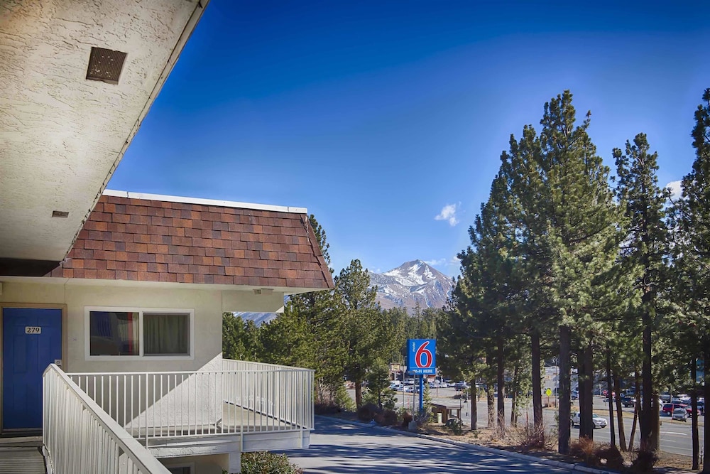 Motel6 Mammoth Lakes, CA in MAMMOTH LAKES - CA