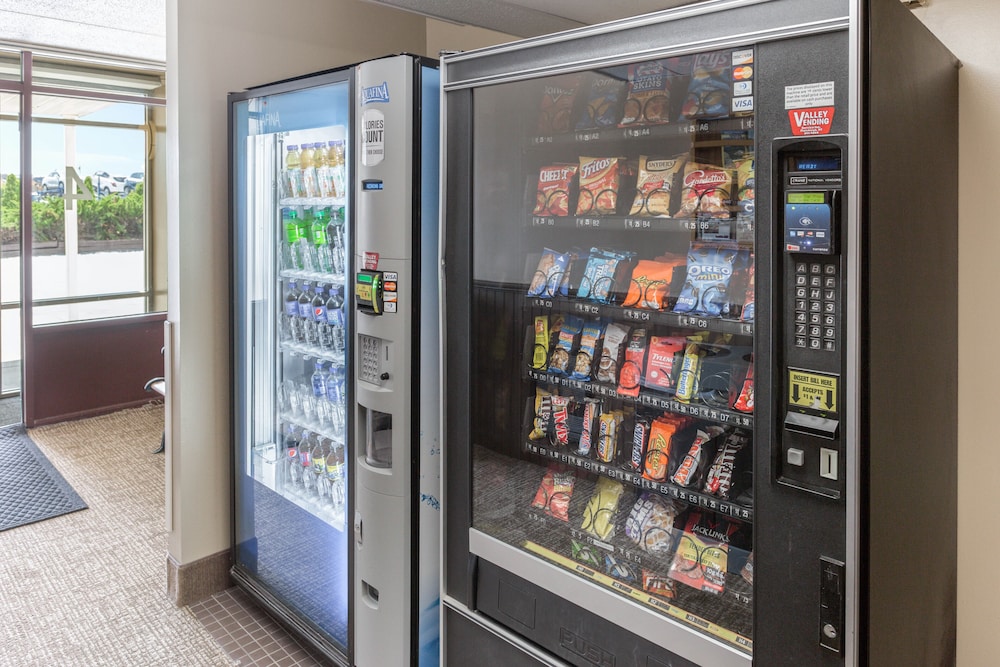Quality Inn & Suites Plattsburgh 25/41