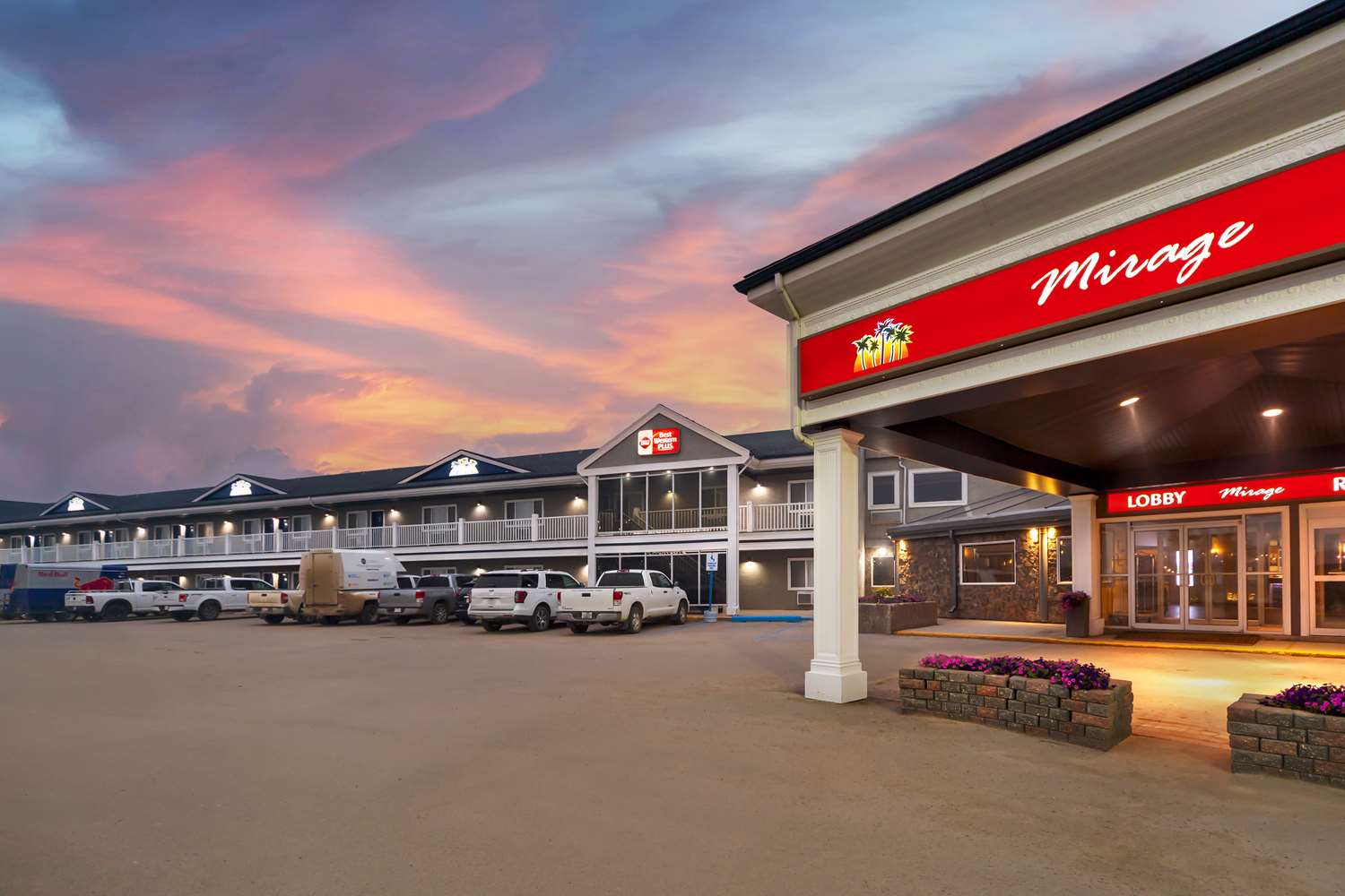 Best Western Plus Mirage Hotel and Resort 1/22