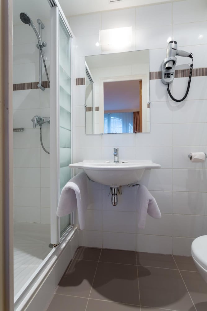 Hotel Le Home Vincennes 22/24