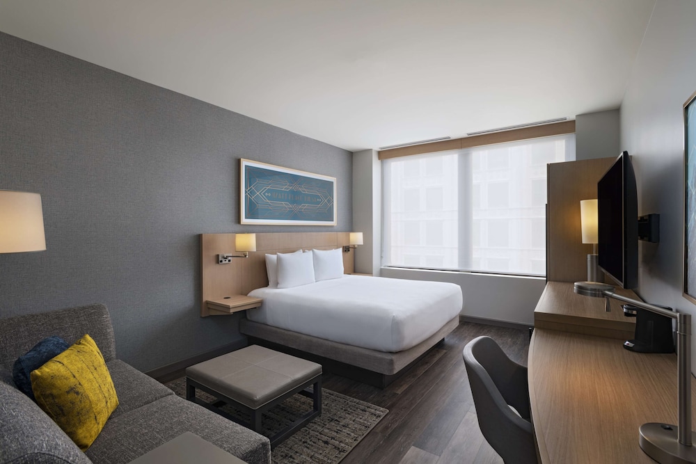 Hyatt Place Tulsa Downtown 27/74