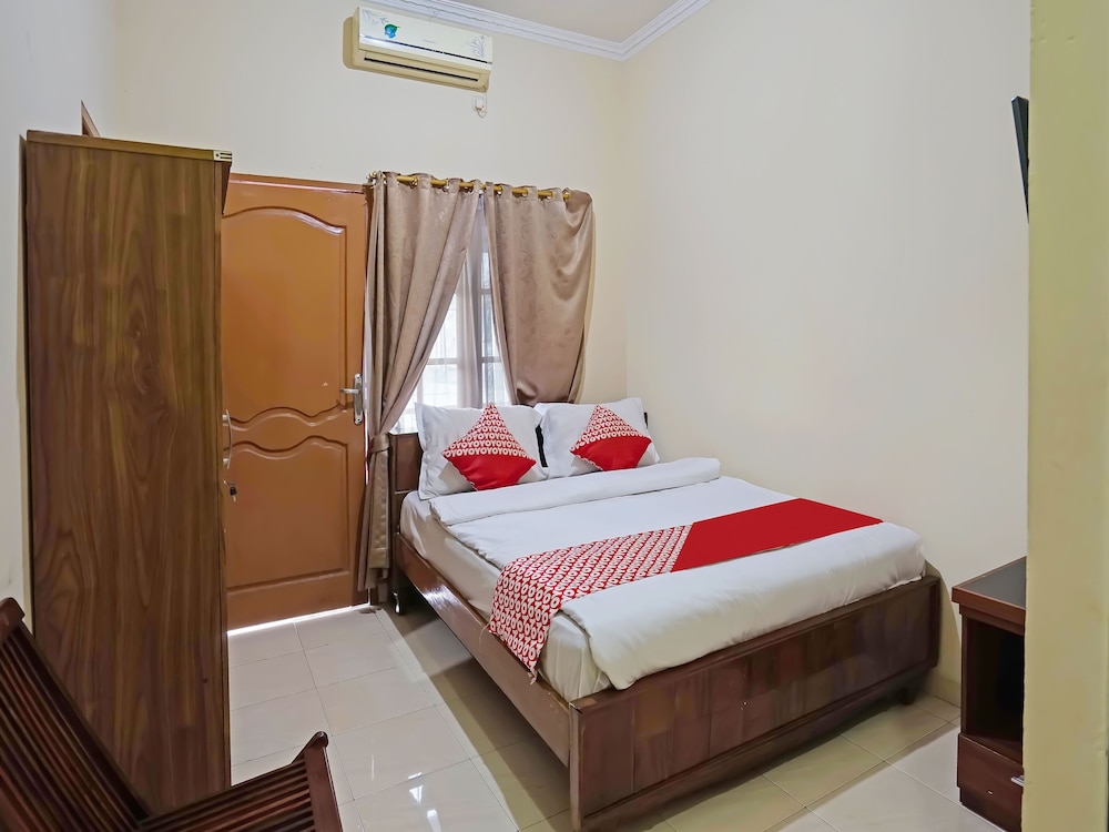 Oyo 335 Wisma Empat Lima 12/20