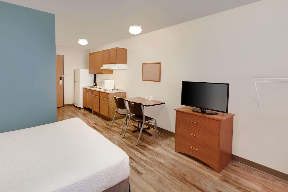 WoodSpring Suites Council Bluffs 26/51