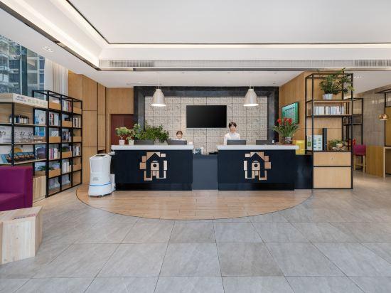 Campanile Hotel Shenzhen Honghuashan Metro Station 8/30
