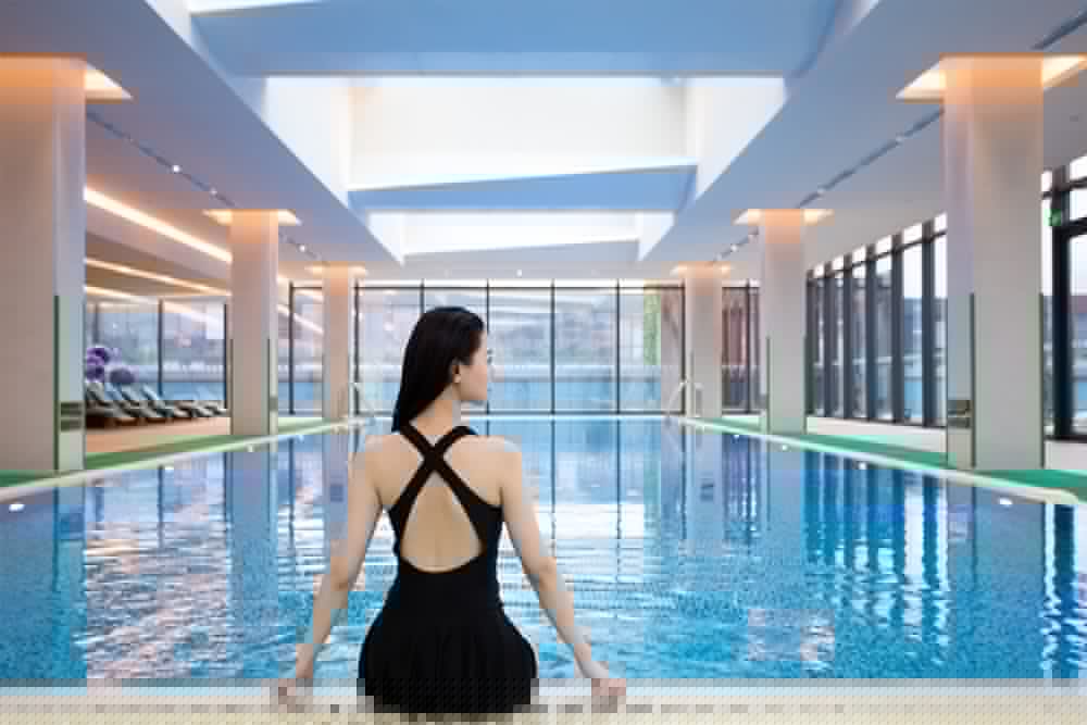 HOLIDAY INN WUXI TAIHU NEW CITY 26/69