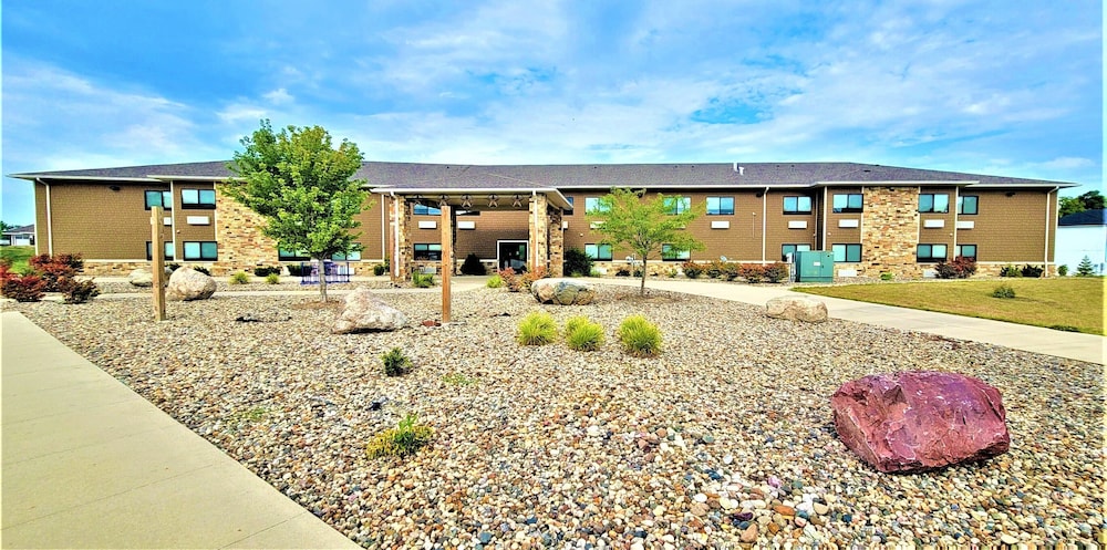 Qube Hotel Polk City 36/39