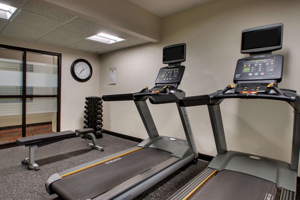 Drury Inn and Suites Evansville East 26/50