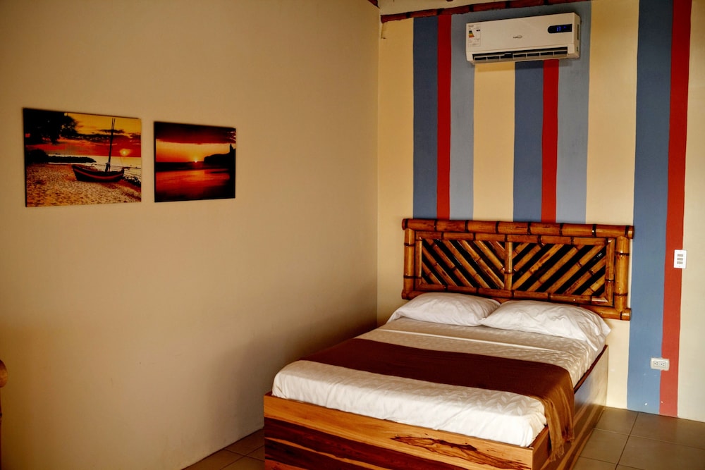Nativa Bambu Ecolodge 8/76
