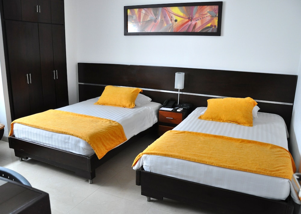 Hotel Toscana Plaza 22/65