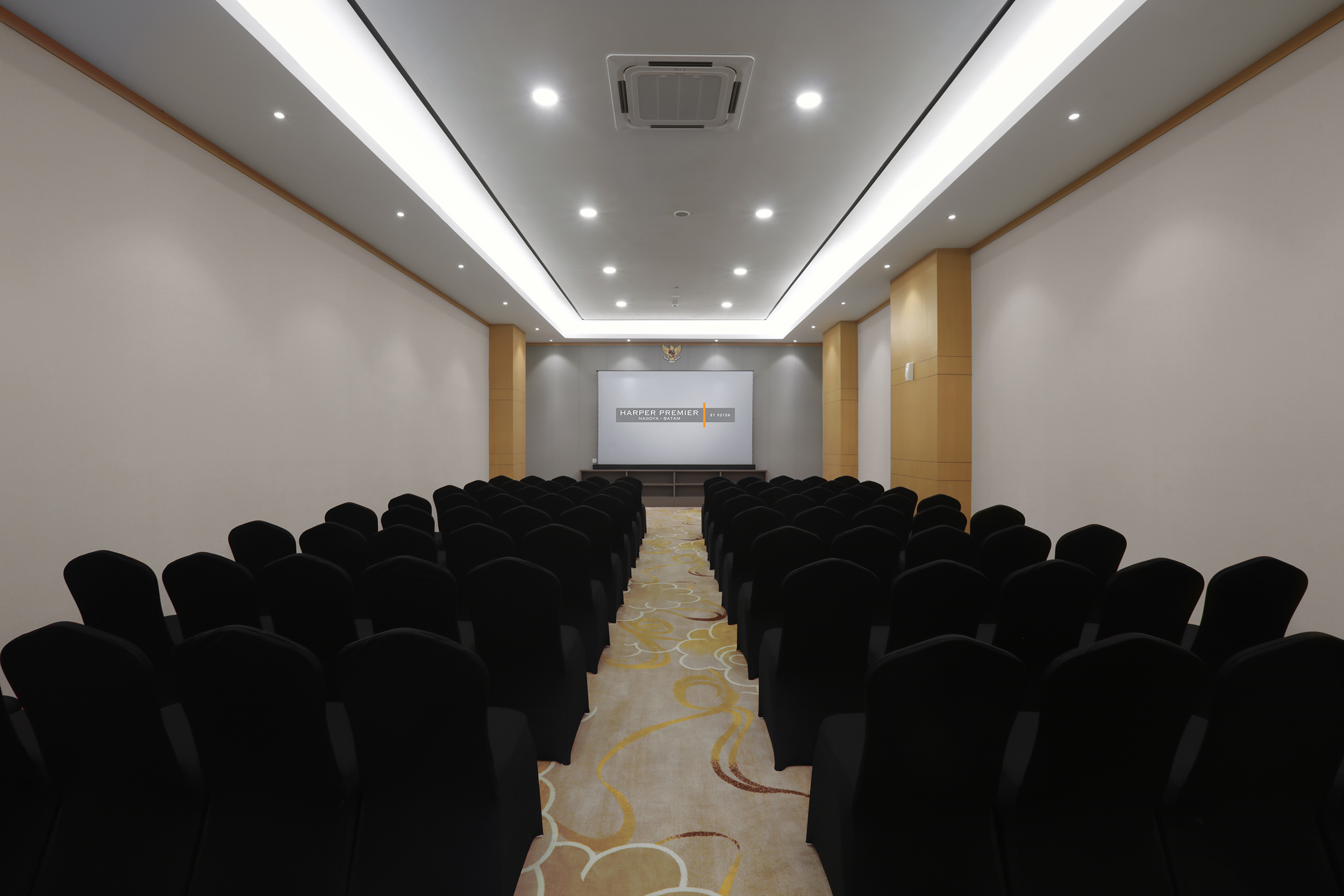 Harper Premier Nagoya Batam 25/25