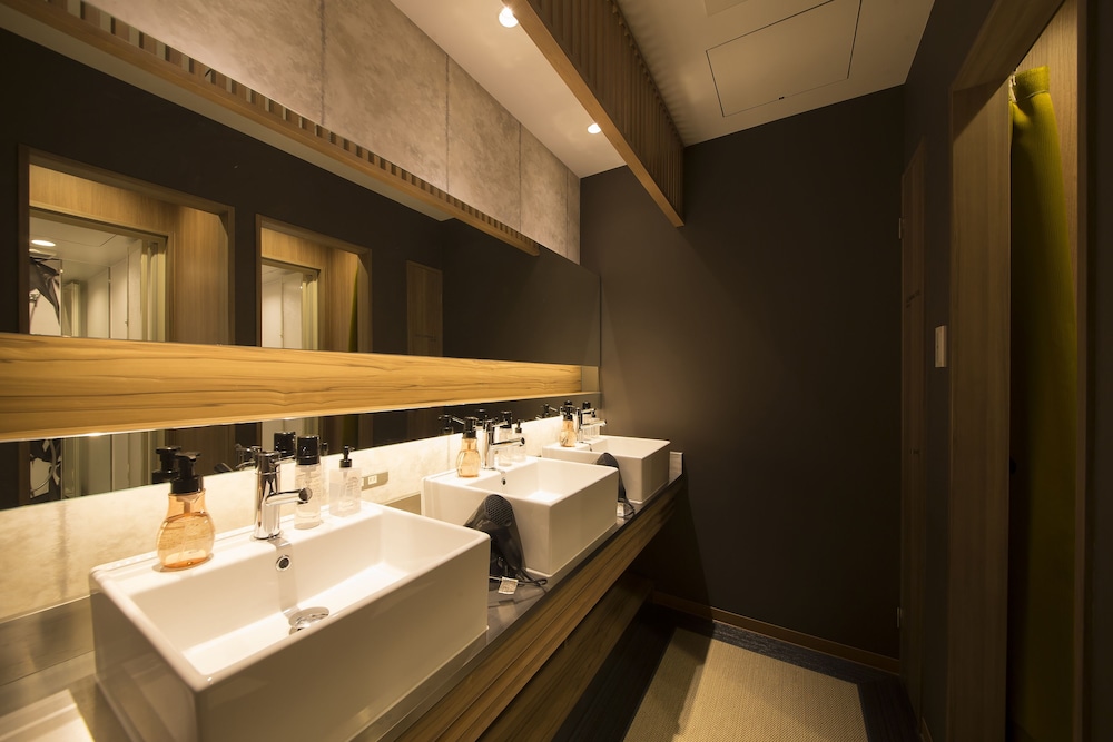 Hotel Cargo Shinsaibashi 36/38