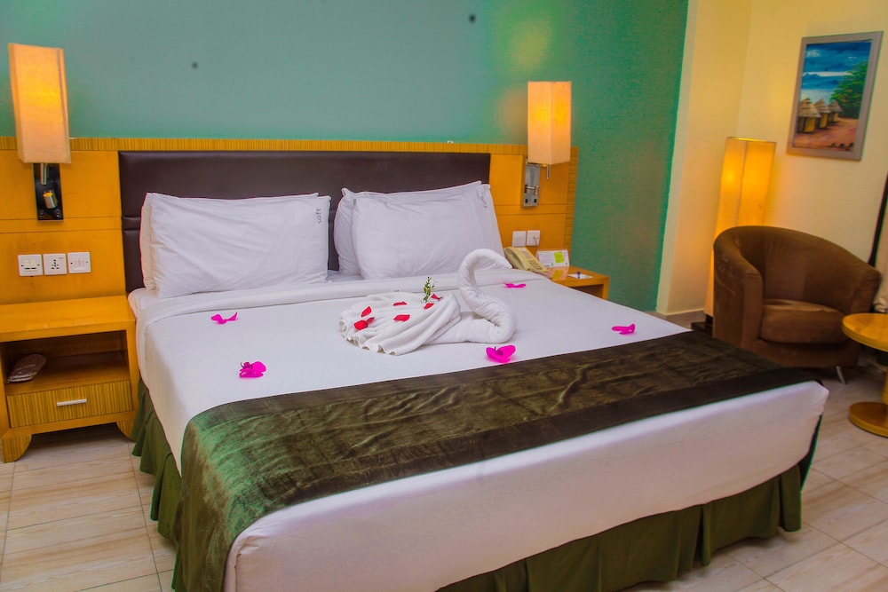 Holiday Inn Dar Es Salaam City Center 13/76
