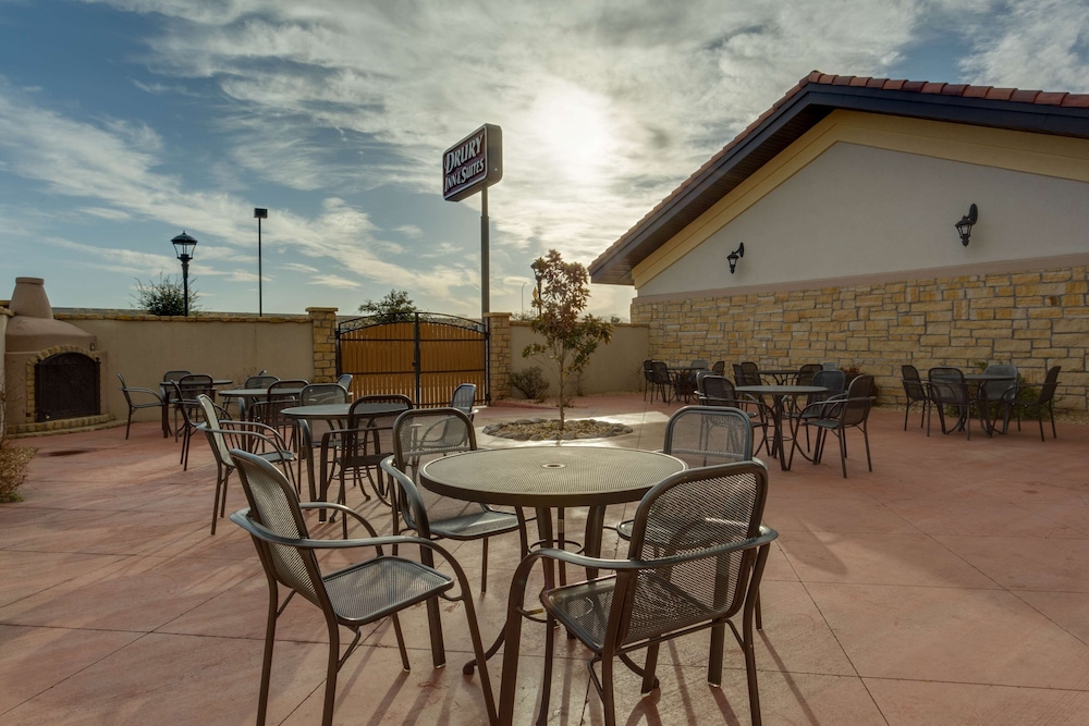 Drury Inn and Suites Las Cruces 32/39