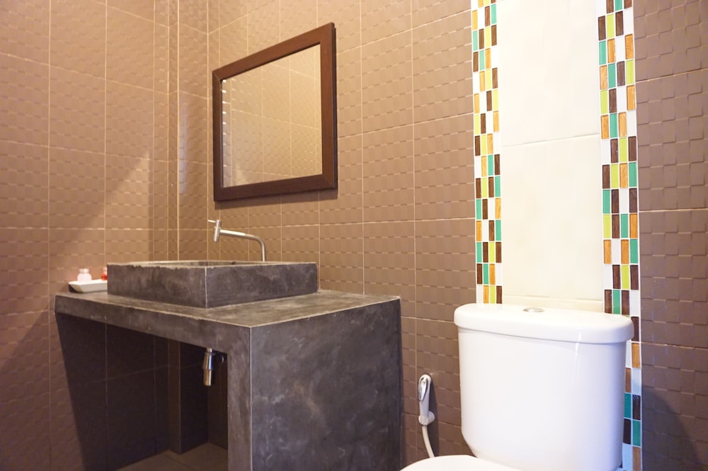 Ploenjai Hotel Ranong 43/48