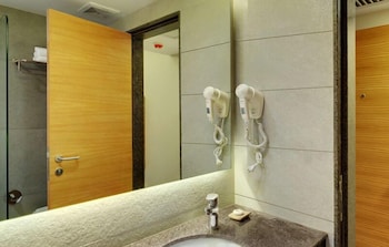 Hotel Suba Elite 43/44
