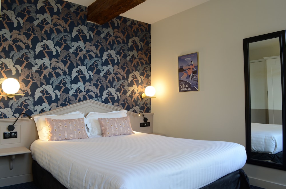 Hotel Anne D Anjou 10/65
