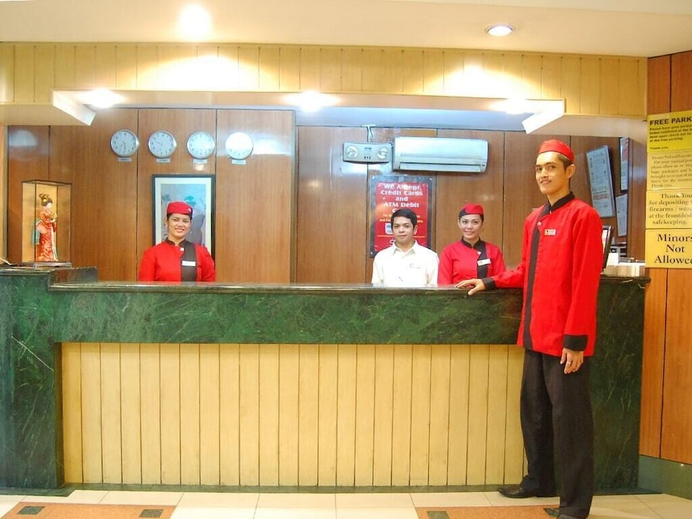 Hotel Sogo - Quezon Ave. 4/24